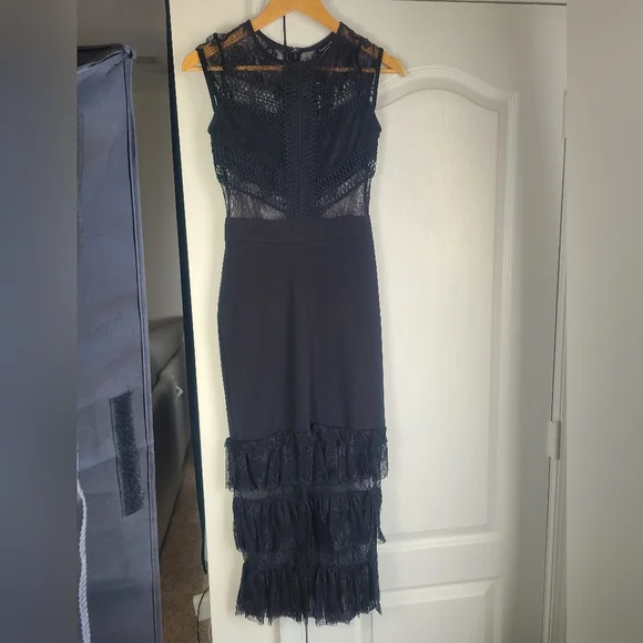 bebe tiered lace midi dress Tiered Lace Midi Dress In Black